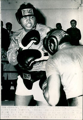 Muhammad Ali Press Photo Archive