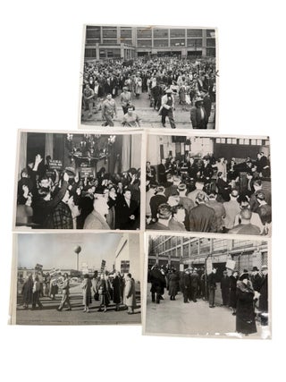 Chrysler Sit Down Strikes, Women&rsquo;s Auxiliaries, and UAW Organizing in Detroit, Chicago, and. Chrysler Worker's Strike.