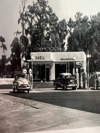 Mid-Century Corporate Consumerism and the Rise of the Sun Belt, 57 Photographs of Clearwater, Florida, 1951 to 1956