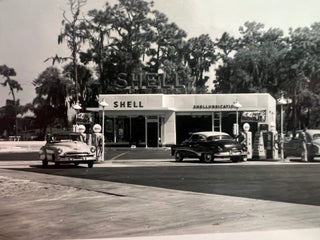 Mid-Century Corporate Consumerism and the Rise of the Sun Belt, 57 Photographs of Clearwater, Florida, 1951 to 1956