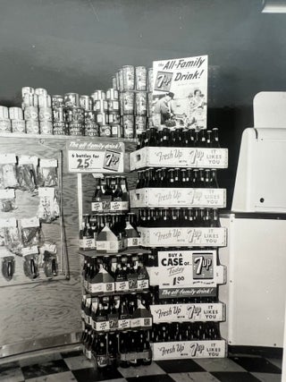Mid-Century Corporate Consumerism and the Rise of the Sun Belt, 57 Photographs of Clearwater, Florida, 1951 to 1956