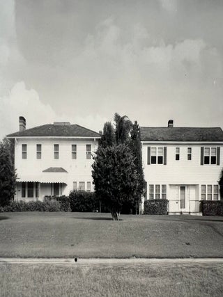 Florida&rsquo;s Mid-Century Modern Ranch Houses and the Architecture of the Postwar Sunbelt: 104 Photographs and Negatives from Pinellas County, circa 1951