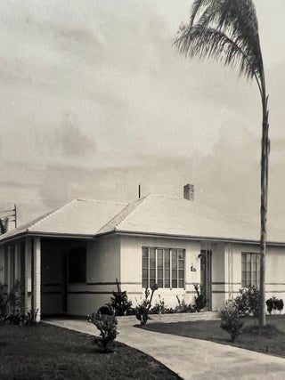 Florida&rsquo;s Mid-Century Modern Ranch Houses and the Architecture of the Postwar Sunbelt: 104 Photographs and Negatives from Pinellas County, circa 1951