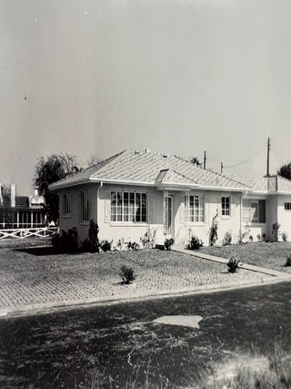 Florida&rsquo;s Mid-Century Modern Ranch Houses and the Architecture of the Postwar Sunbelt: 104 Photographs and Negatives from Pinellas County, circa 1951