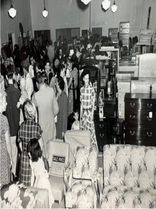 Florida&rsquo;s Postwar Consumer Culture: Home Shows, Hobby Exhibitions, Automobiles, Appliances, and Civic Life in 113 Photographs and Negatives from Pinellas County, 1950&ndash;1952