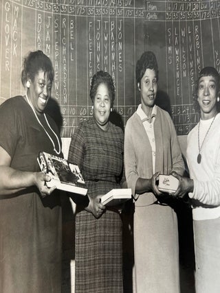 Black Women&rsquo;s Civic Fundraising and Federal Service in Atlanta, 1943 to 1966